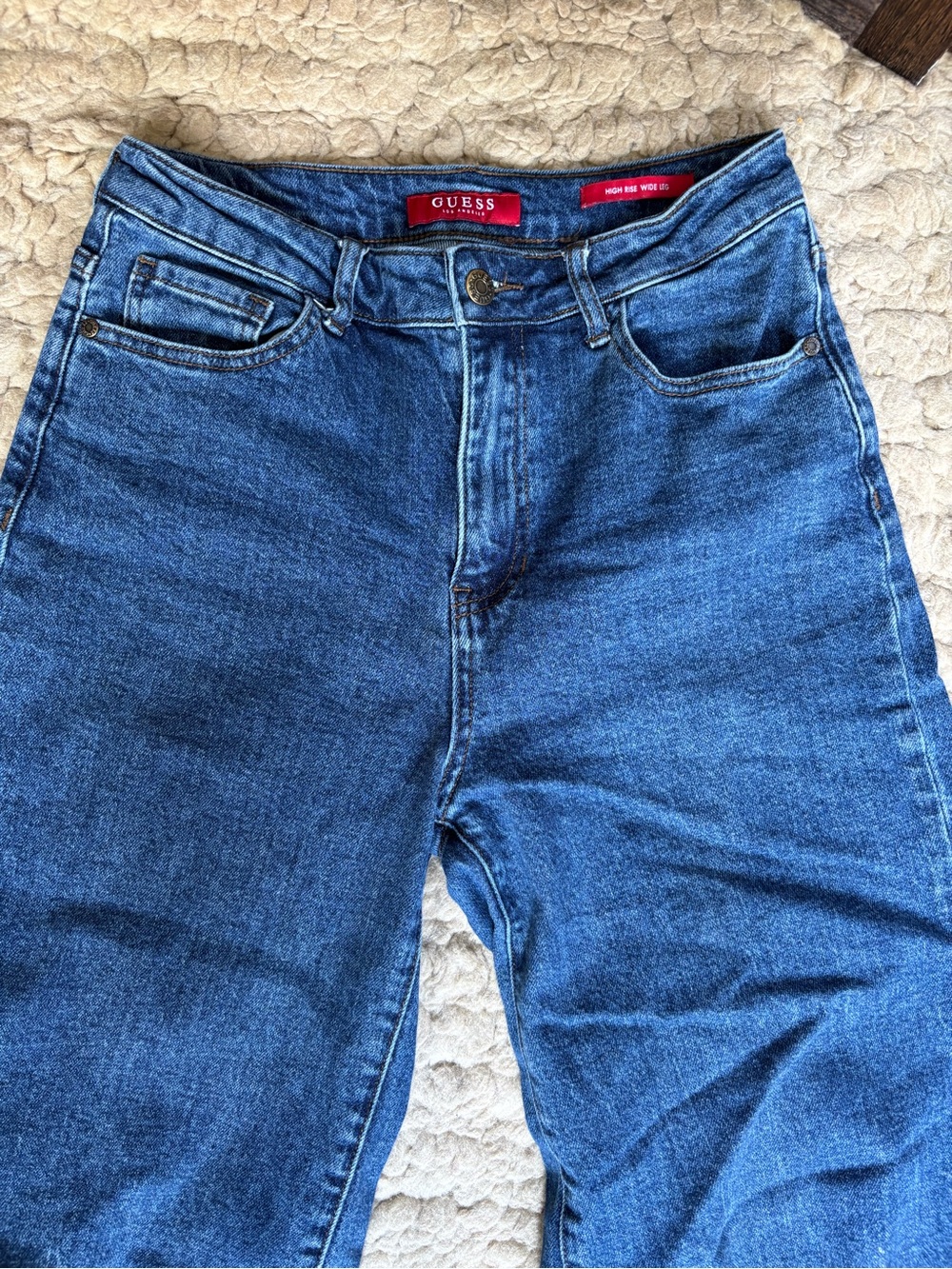 GUESS women’s Blue Denim Relaxed Jeans